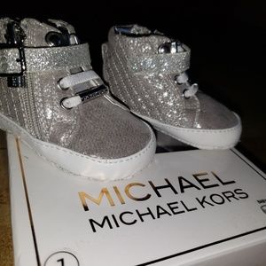 Michael kors baby rio